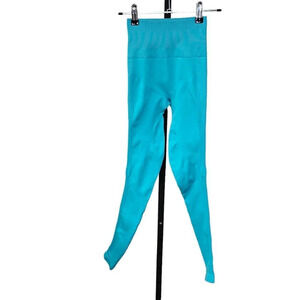 Lululemon Zone In Tights 28" Blue Size  0